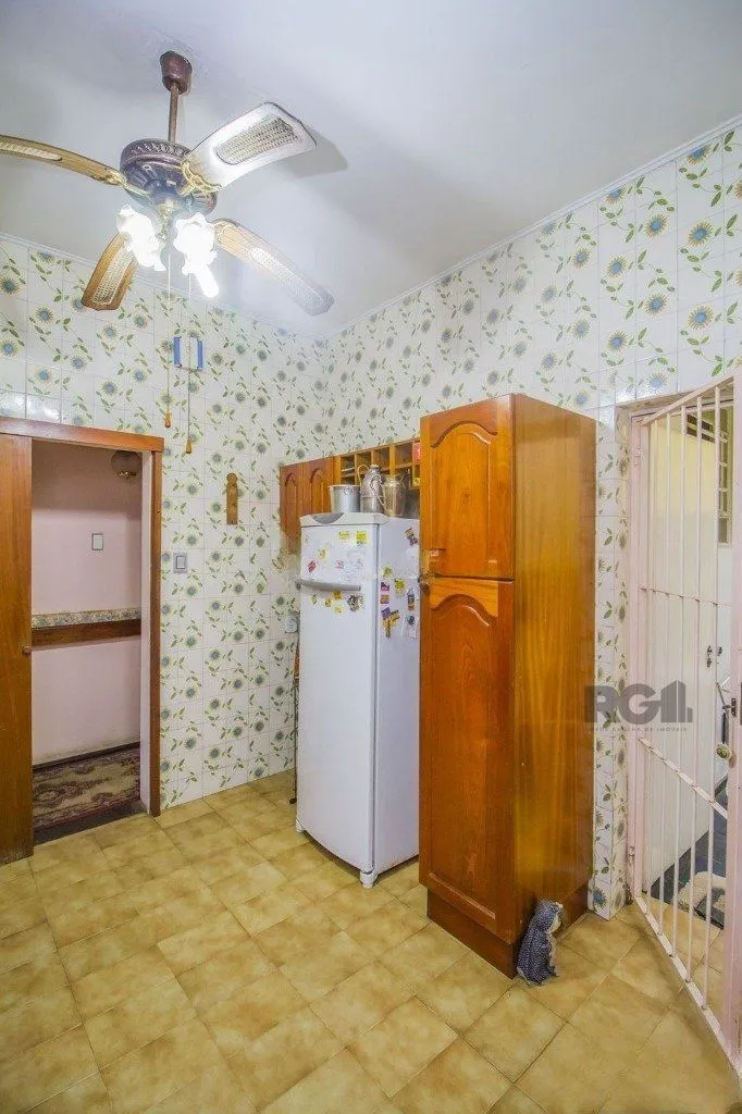 Imagem Casa de 4 dormitórios, bairro Santa Tereza