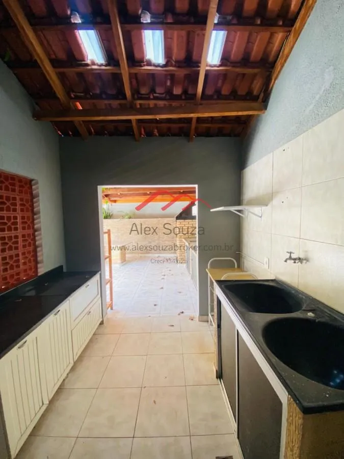 Imagem Sobrado em Condomínio para Venda em Sumaré, Parque Villa Flores, 3 dormitórios, 1 suíte, 3 banheiros, 2 vagas