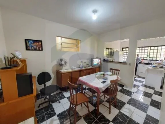 Imagem CA4019 - CASA A VENDA EM BOTUCATU - JARDIM PEABIRU