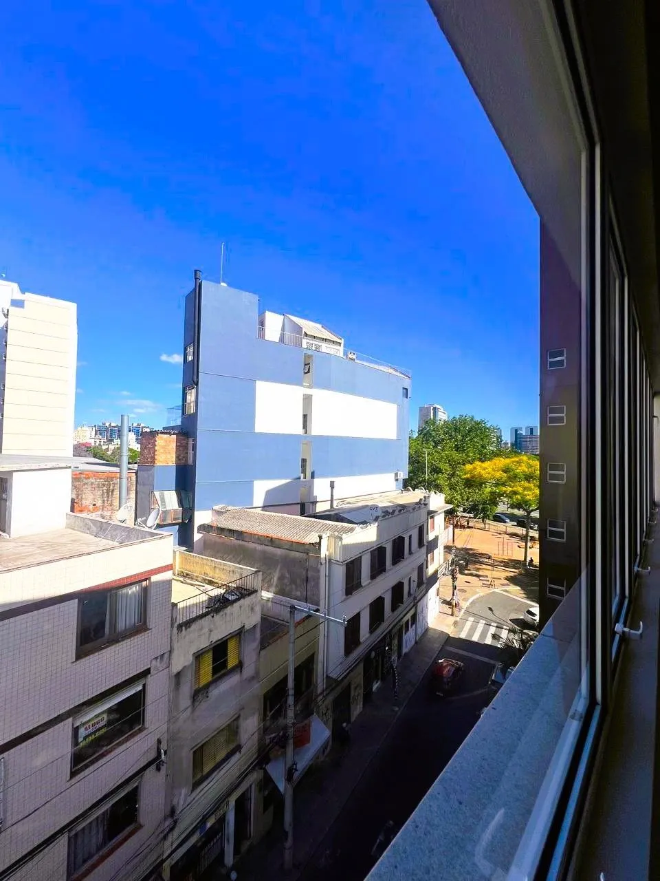 Imagem EXCELENTE SALA COMERCIAL COM VAGA NO CENTRO HISTÓRICO PRÓXIMA A OAB E CENTRO ADMINISTRATIVO!
