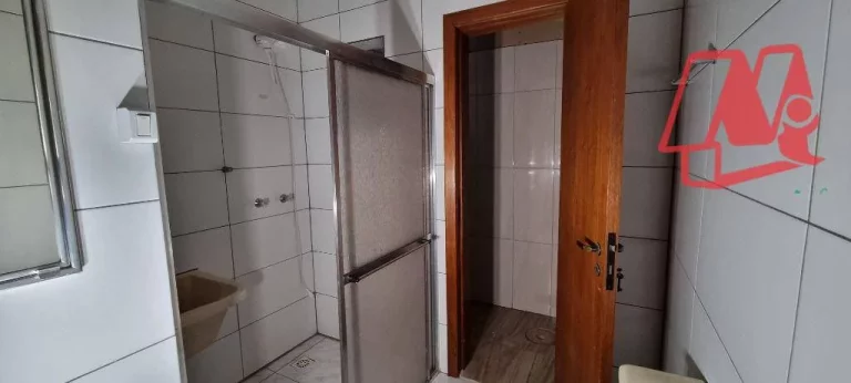 Imagem Apartamento térreo com 2 dormitórios no bairro Auxiliadora - Porto Alegre/RS