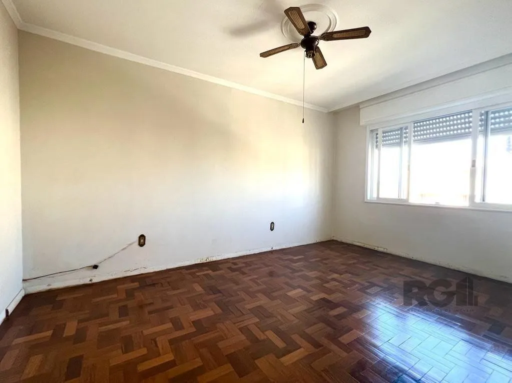 Imagem APARTAMENTO 3 DORMITÓRIOS, 2 VAGAS DE GARAGEM, NO BAIRRO PETRÓPOLIS, POA/RS