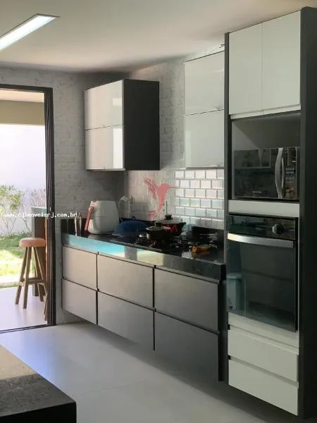 Imagem Casa 4 dormitórios 2 suítes 326m² 2 vagas Portinho Cabo Frio/RJ