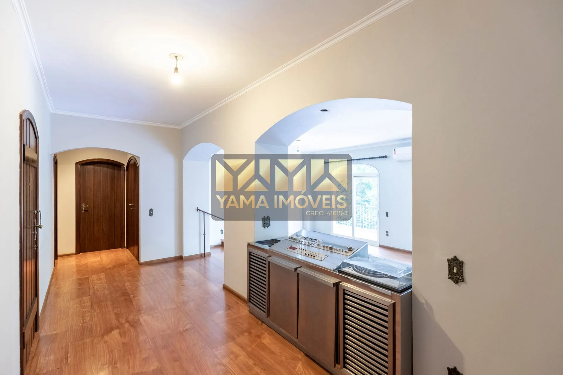 Foto do imóvel Condomínio Ouro Preto - Apartamento à venda em Rua Rui Barbosa