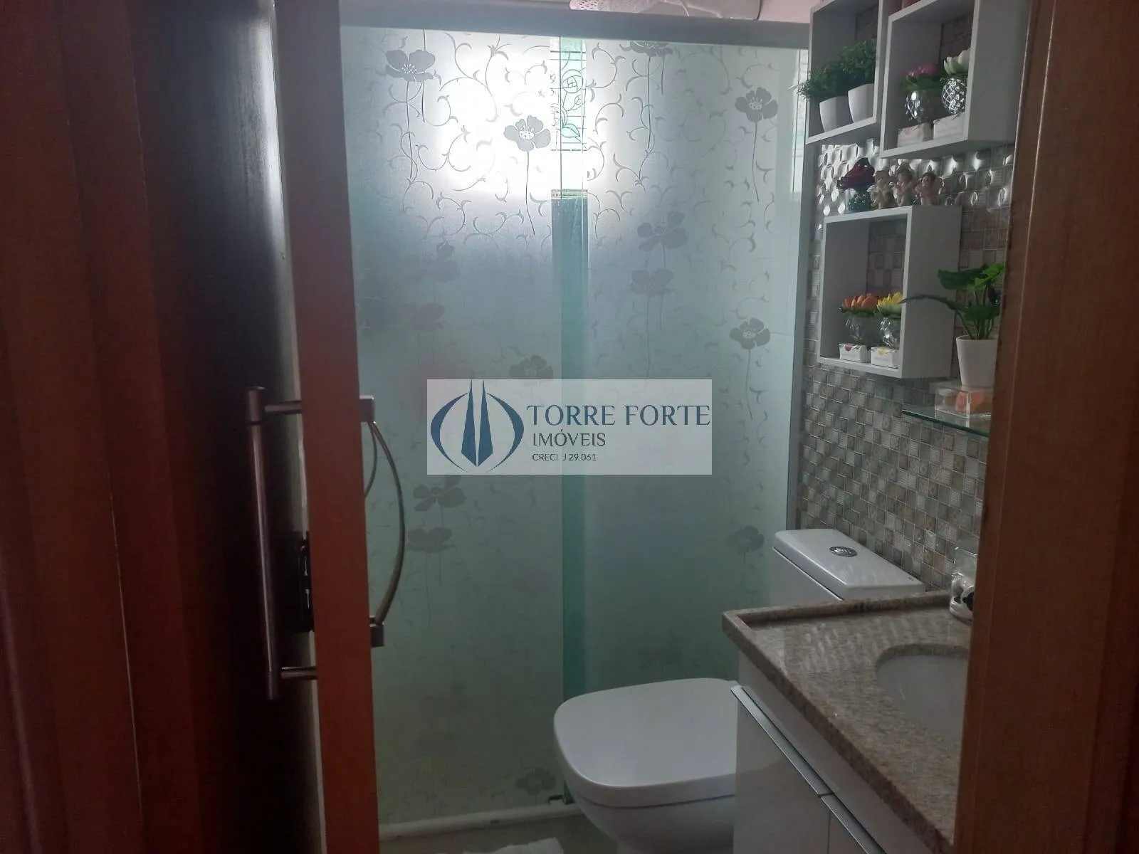 Imagem Apartamento com 2 dormitórios, 1 vaga de garagem, Jardim Celeste