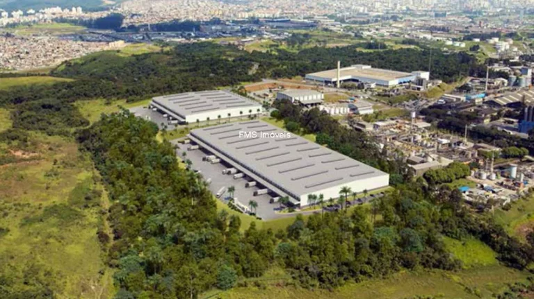 Imagem Galpão com 5.485m2 em Mauá.