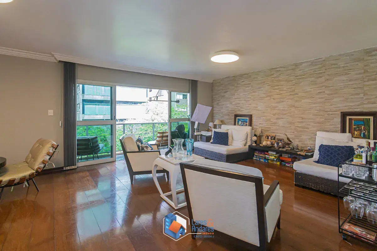 Imagem Apartamento para venda em Santa Cecília com 4 quartos, sendo 3 suítes, 204m²