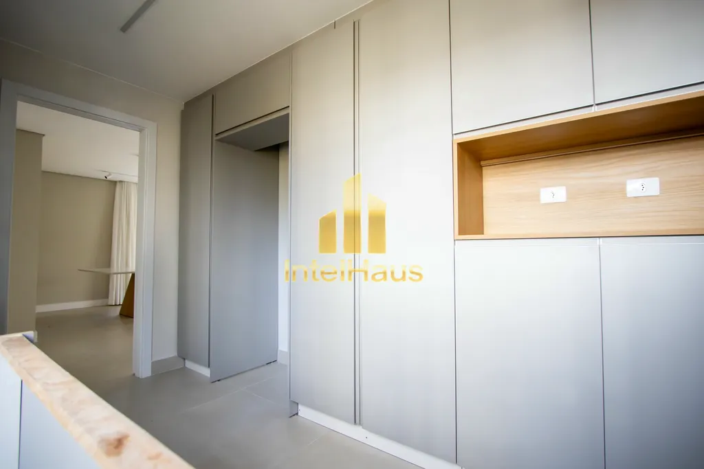 Imagem Excelente apartamento no Edifício Porto Pacífico, localizado em uma das regiões mais nobres do Ec...