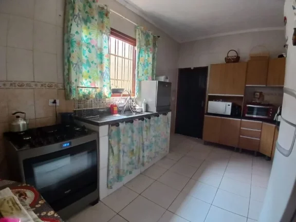 Imagem EXCELENTE OPORTUNIDADE!!! CASA NO MARACANÃ 3 DORMITÓRIOS 5 VAGAS!!!