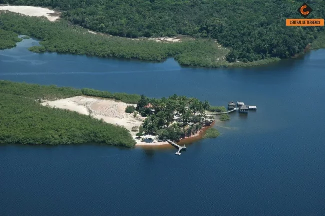 Imagem ILHA NA BAÍA DE TODOS OS SANTOS