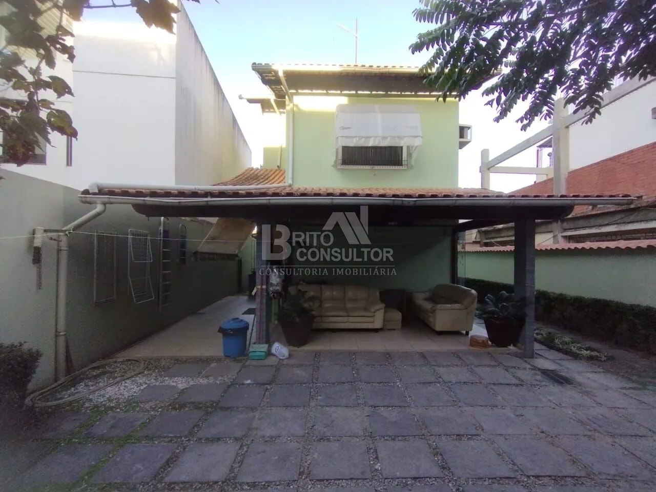 Imagem Casa Duplex com 3 Quartos à Venda no Mutondo 200 m² | 3 Suites | Energia Solar | Vaga - São Gonçalo/RJ.
