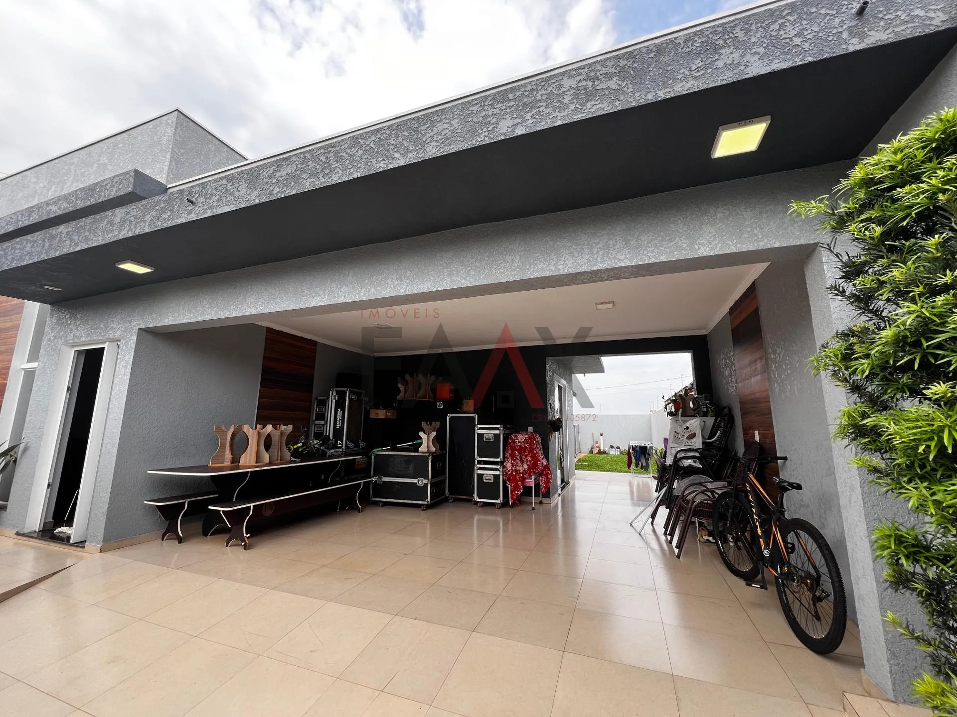 Imagem Excelente Casa de Alto Padrão no Bairro Vila Romana, com 4 Quartos sendo 1 suíte