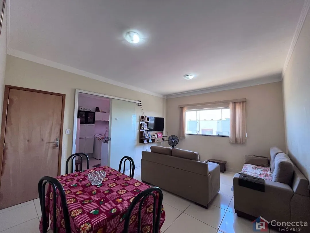 Foto do imóvel Apartamento com 3 dormitórios à venda, 68 m² por R$ 350.000,00 - Caiçaras - Patos de Minas/MG
