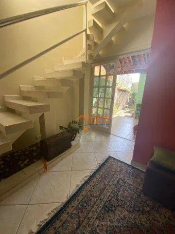 Imagem Casa com 4 dormitórios à venda, 208 m² por R$ 742.000,00 - Parque Santo Antônio - Guarulhos/SP