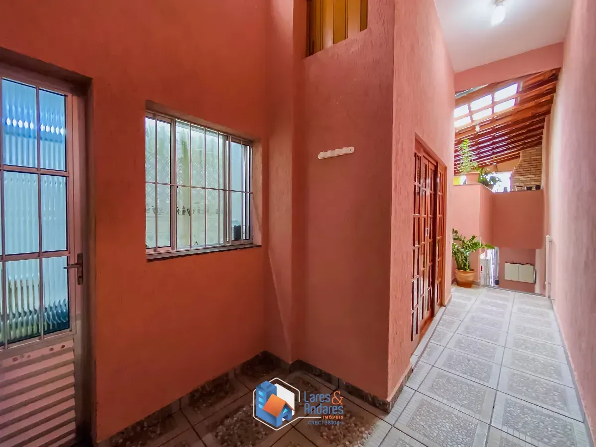 Imagem Casa para venda em Vila Anglo Brasileira com 3 quartos, sendo 2 suítes, 286m²
