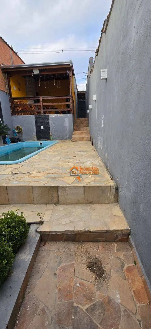 Imagem Casa com 2 dormitórios à venda, 140 m² por R$ 393.000,00 - Parque Residencial Bambi - Guarulhos/SP