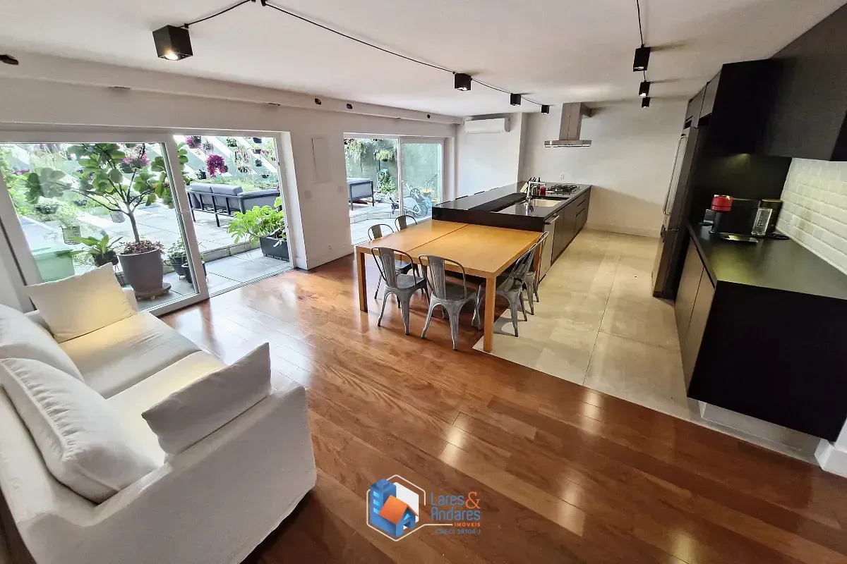 Imagem Cobertura para venda em Consolação com 2 quartos, sendo 2 suítes, 322m²