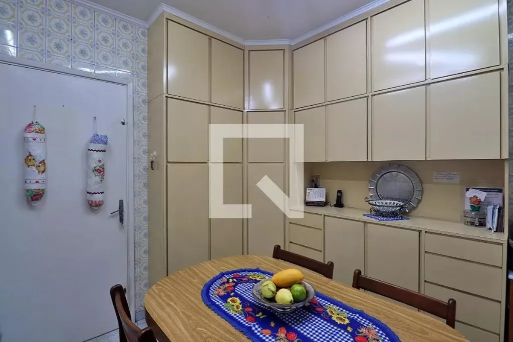 Imagem Casa no Bairro Campestre, Santo André-SP: 3 quartos, 1 suíte, 2 vagas, 171m² - Venda ou Locação!