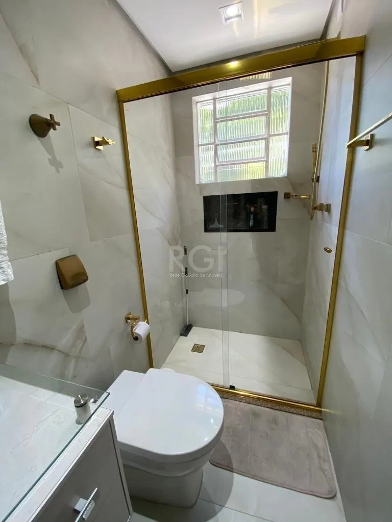 Imagem casa - 4 dormitórios - 3 vagas - 170 m² - Menino Deus