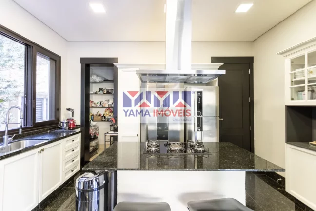 Imagem Casa Alto Padrão Condomínio Aspen 495 m²