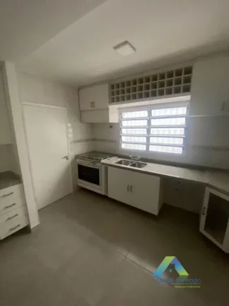 Imagem VILA MARIANA Casa alto padrão 195M², 3 suítes, varanda gourmet, 2 vagas ótima localização e valor !!!