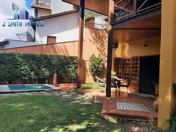 Imagem CASA EM CONDOMÍNIO NA GRANJA VIANA. 256m². PISCINA/SPA. QUINTAL PRIVATIVO.