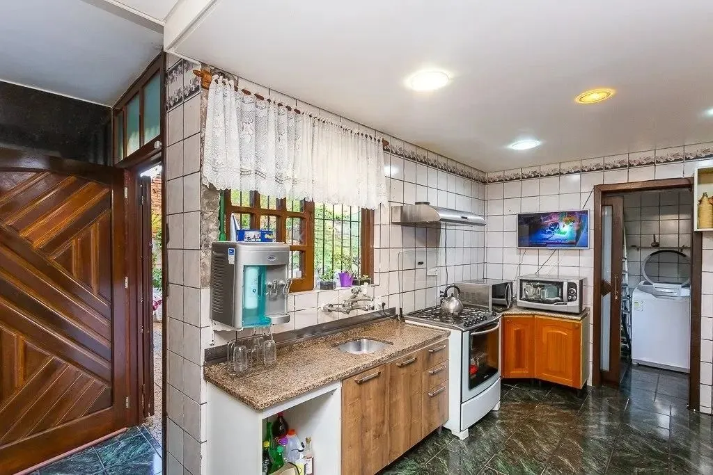 Imagem Casa espaçosa com 6 dormitórios e vista incrível no Cristo Redentor