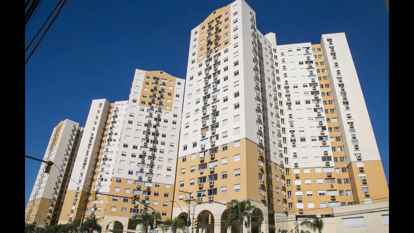 Foto do imóvel Apartamento à venda em Porto Alegre, Santo Antônio, com 3 quartos, 79m2