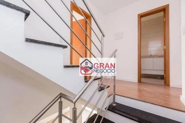 Imagem Amplo triplex no Pilarzinho