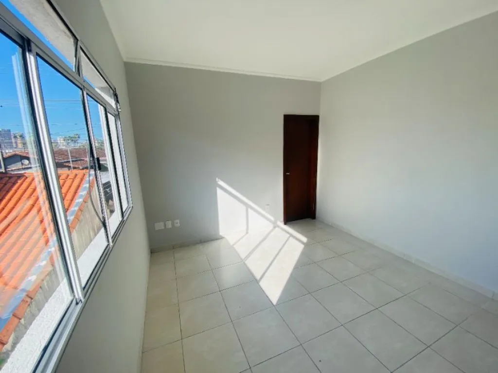 Imagem CASA COM 80,00 m² - SÍTIO DO CAMPO - PRAIA GRANDE SP