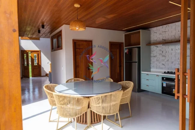 Imagem CASA ALTO PADRÃO EM CONDOMÍNIO DE LUXO