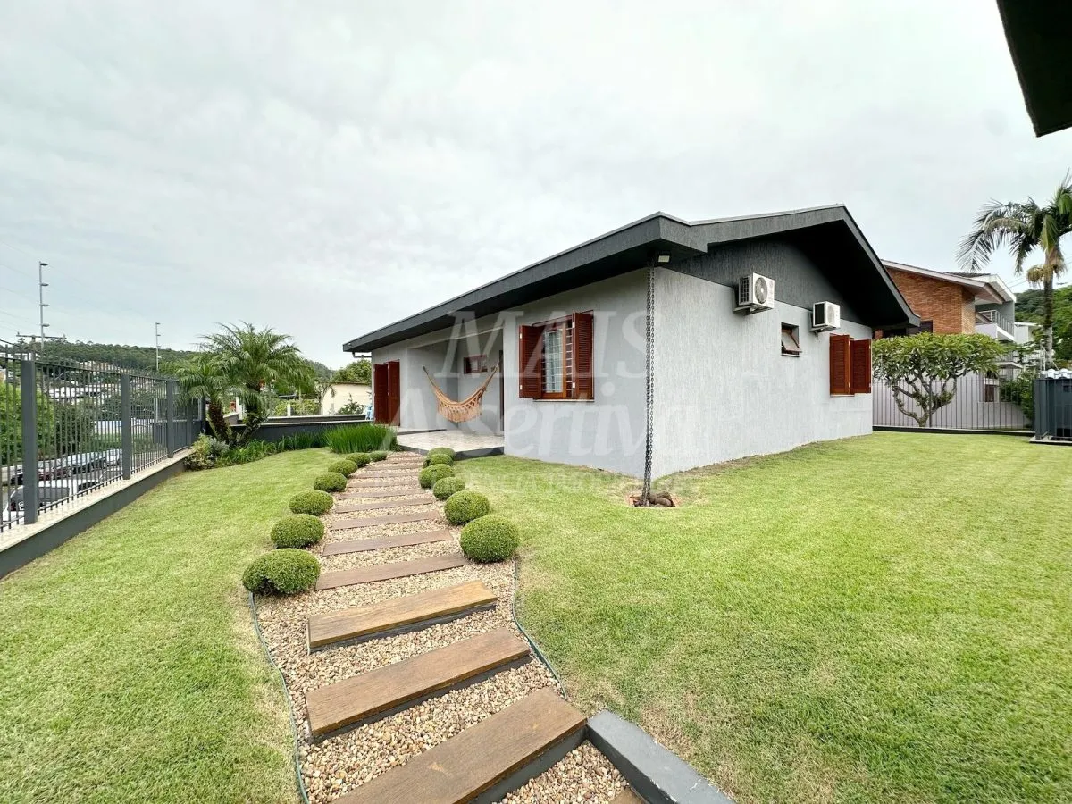 Foto do imóvel Casa mobiliada para venda, 3 dormitórios - bairro Floresta em Estancia Velha