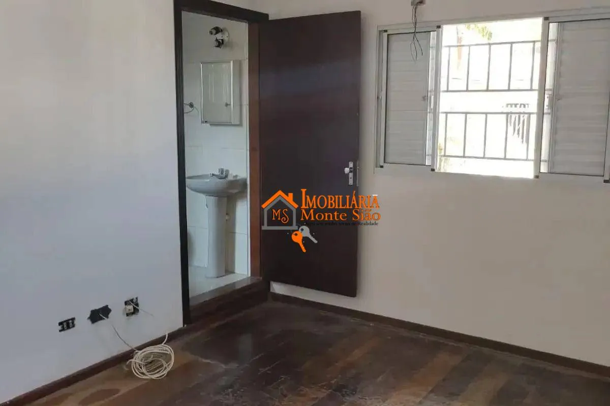 Imagem Sobrado com 3 dormitórios à venda, 162 m² por R$ 764.000,00 - Vila Rosália - Guarulhos/SP
