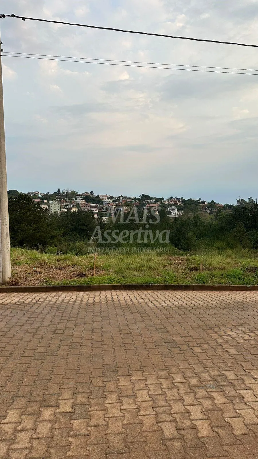 Imagem A Mais Assertiva InteligÃªncia ImobiliÃ¡ria vende; Terreno de 305,70 mÂ², infraestrutura completa, Ã...