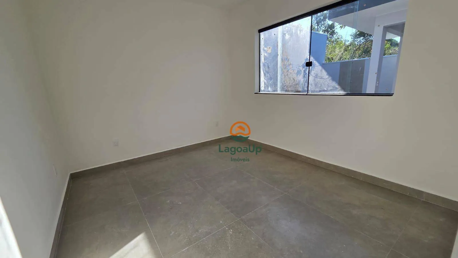 Imagem Casa com 3 dormitórios à venda, 104 m² por R$ 990.000,00 - Amadeus - Lagoa Santa/MG