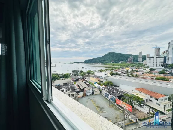 Imagem Apartamento Frente Mar para Venda em Itajaí, CENTRO, 3 dormitórios, 3 suítes, 5 banheiros, 2 vagas