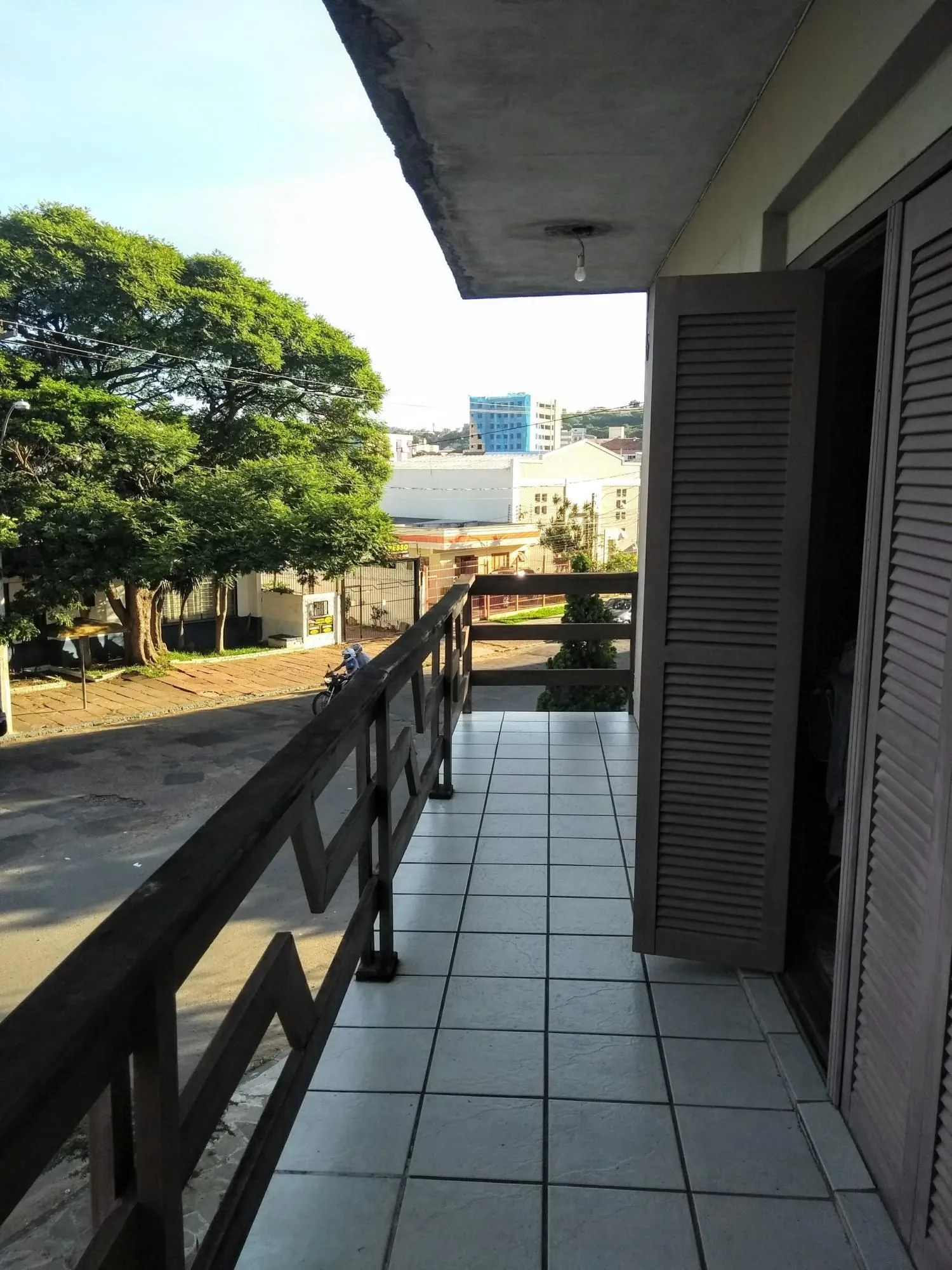 Imagem Predio para Venda - 291m², 3 dormitórios, sendo 2 suites, 1 vaga - Partenon