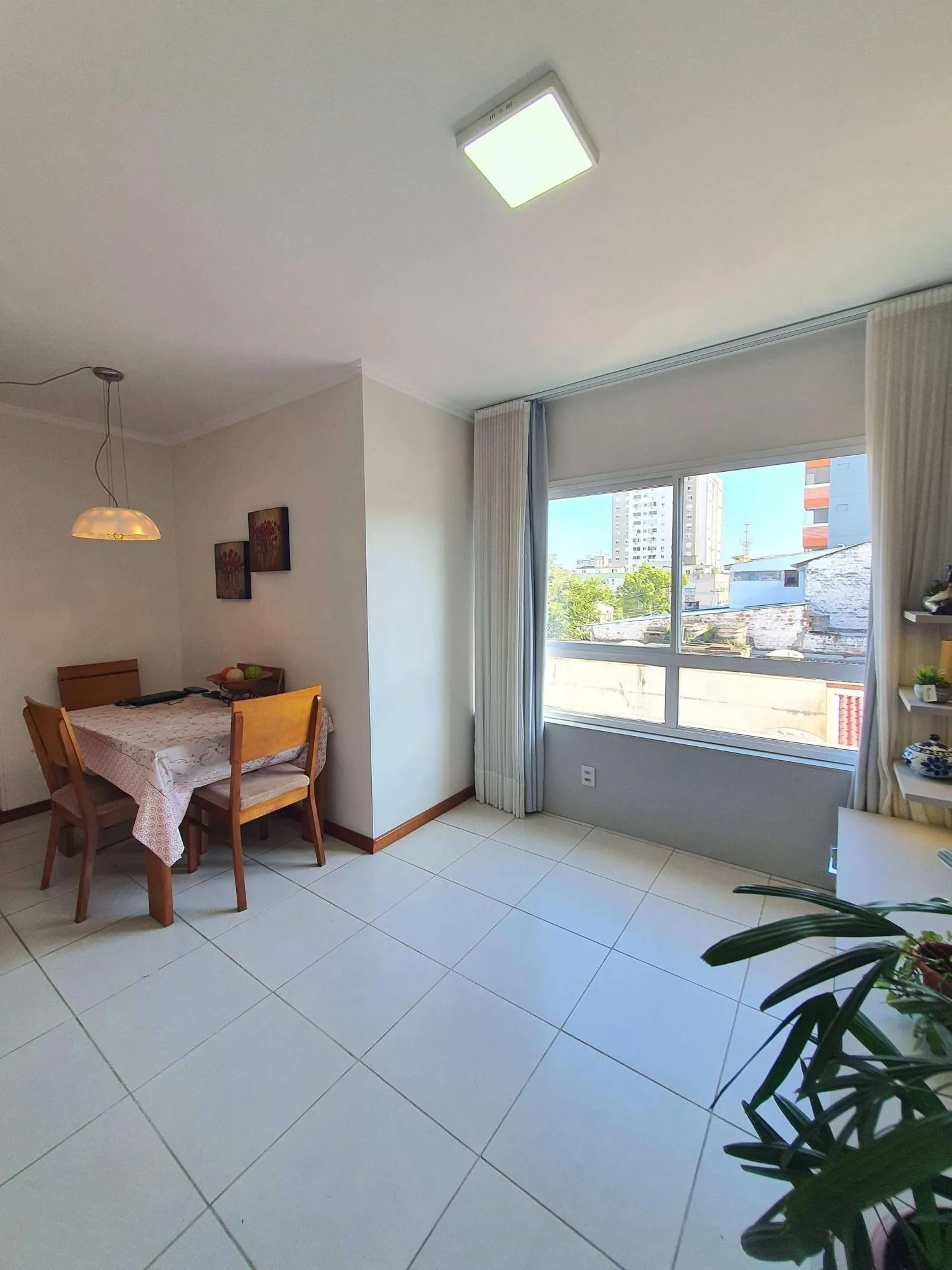 Imagem Apartamento mobiliado, pronto para morara com 2 dormitórios e 1 garagem