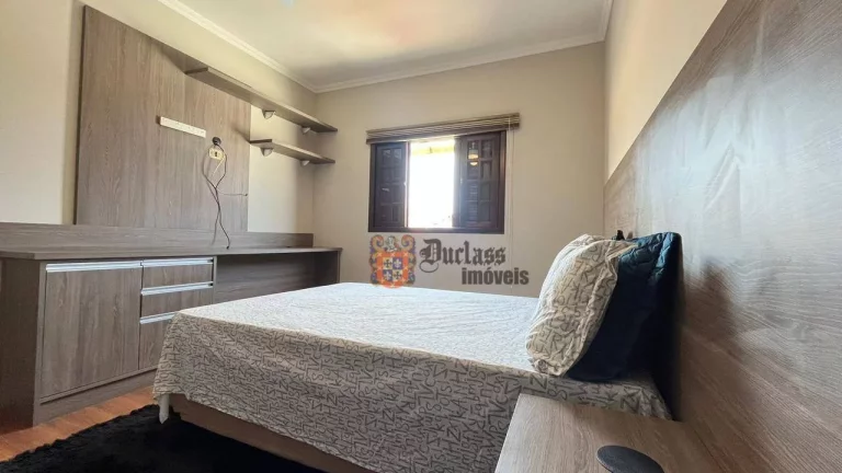 Imagem Sobrado com 3 dormitórios à venda, 180 m² por R$ 1.030.000 - Jardim Hípica Pinheiro - Taubaté/SP