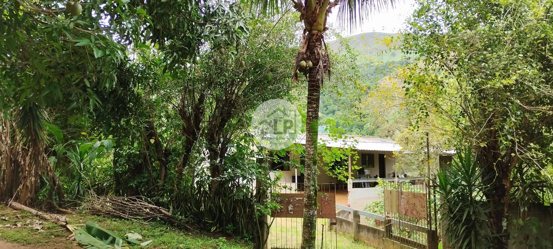 Imagem Chácara de 2.475 m² no bairro Graminha- Rio Claro, RJ