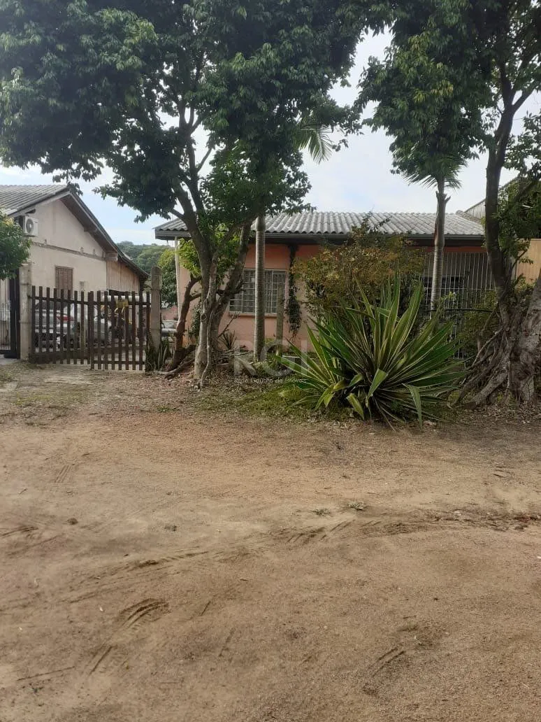 Imagem Casa em Belém Novo