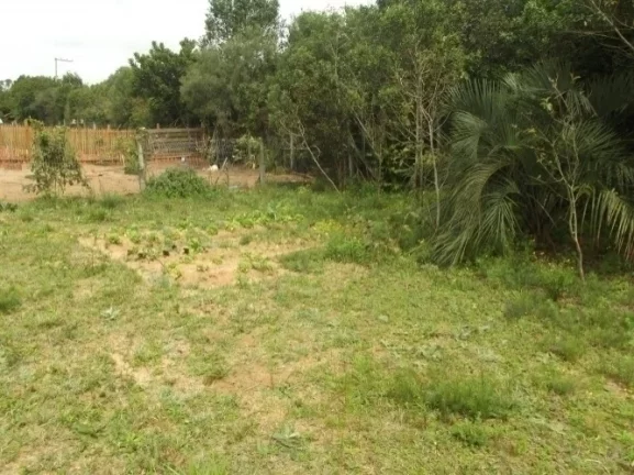 Imagem Lindo Terreno residencial com obra inacabada de 100m², condomínio fechado