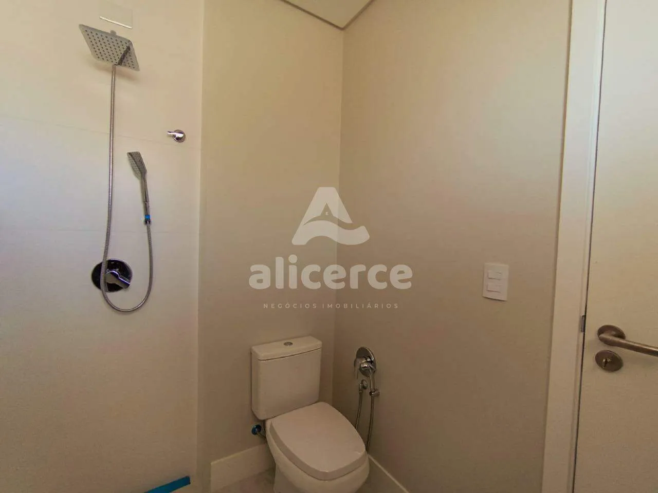 Imagem Apartamento elegânte e Confortável 89m2-2 Suítes, Sol da Tarde e Localização Privilegiada