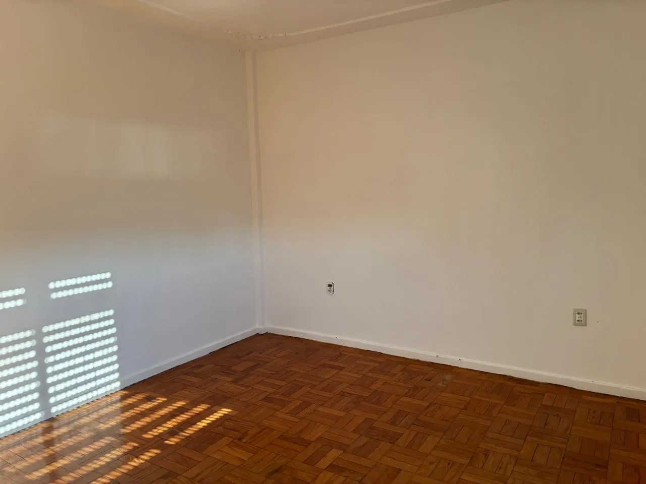 Imagem AMPLO APARTAMENTO DE 3 DORMITÓRIOS NA CIDADE BAIXA