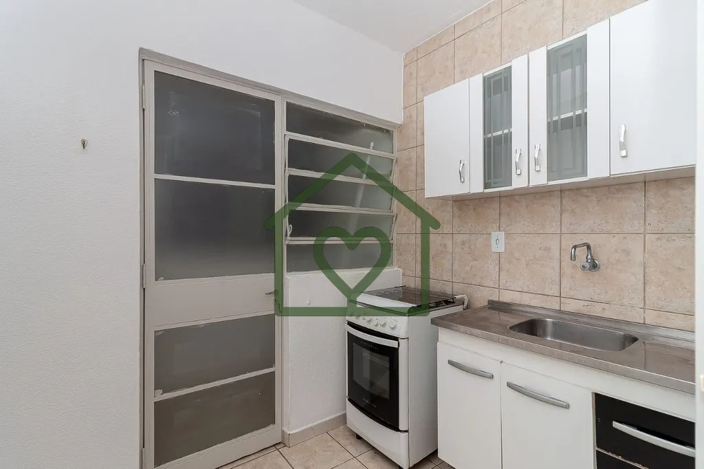 Imagem Lindo apartamento de 1 dormitório, semi mobiliado, na Rua Sapê, 308 - Passo D'Areia. 
 
Com 42 m²...