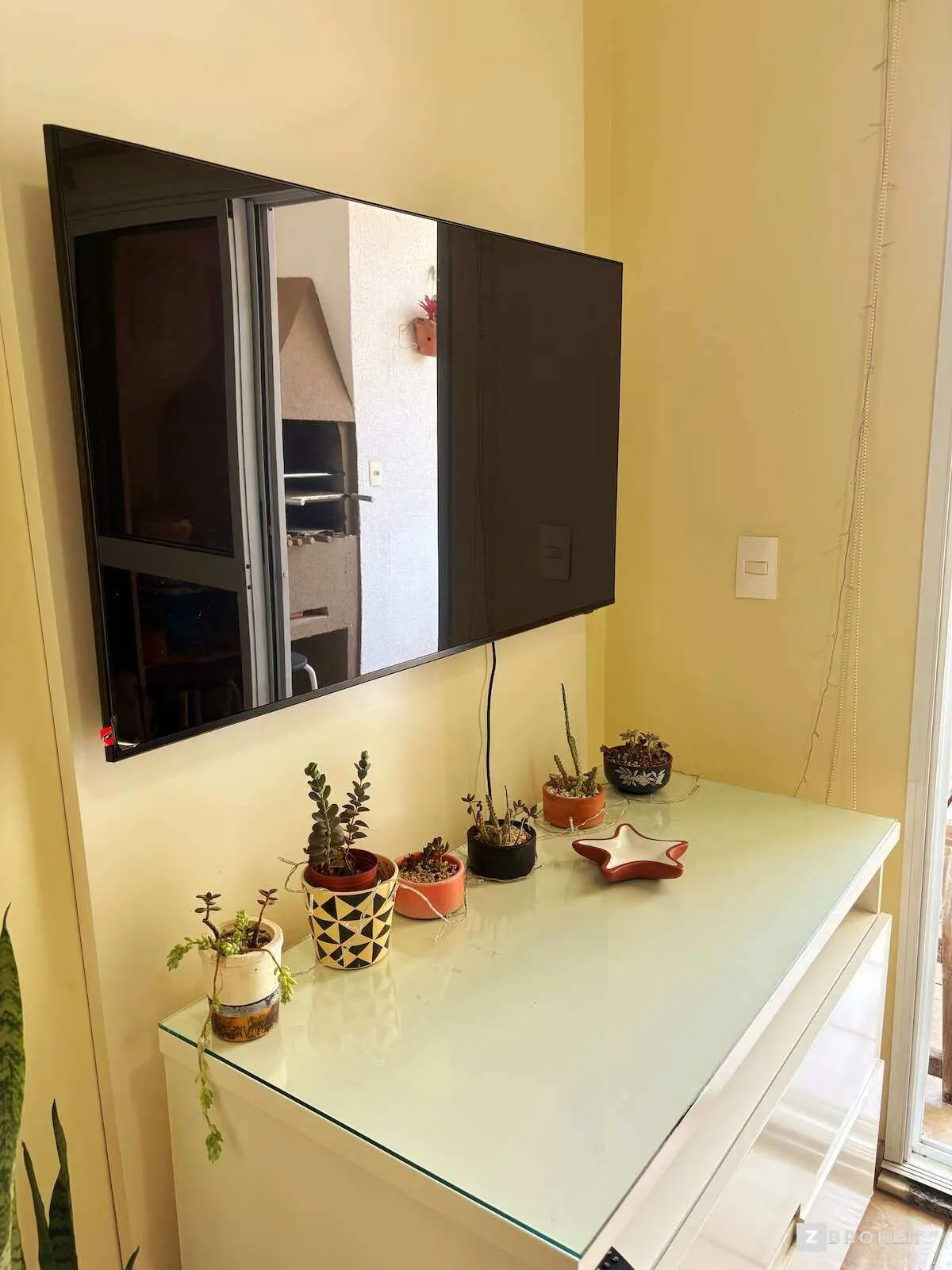 Imagem Apartamento à venda em Ubatuba, Itaguá, com 2 quartos, 65m2