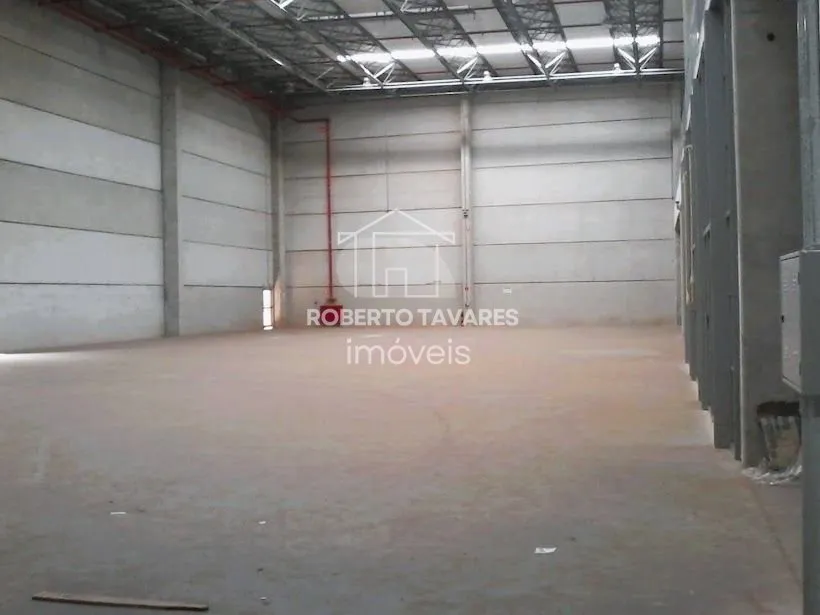 Imagem Galpão / Depósito / Armazém de 2165m² no bairro Sítio Guarehy, em Carapicuíba