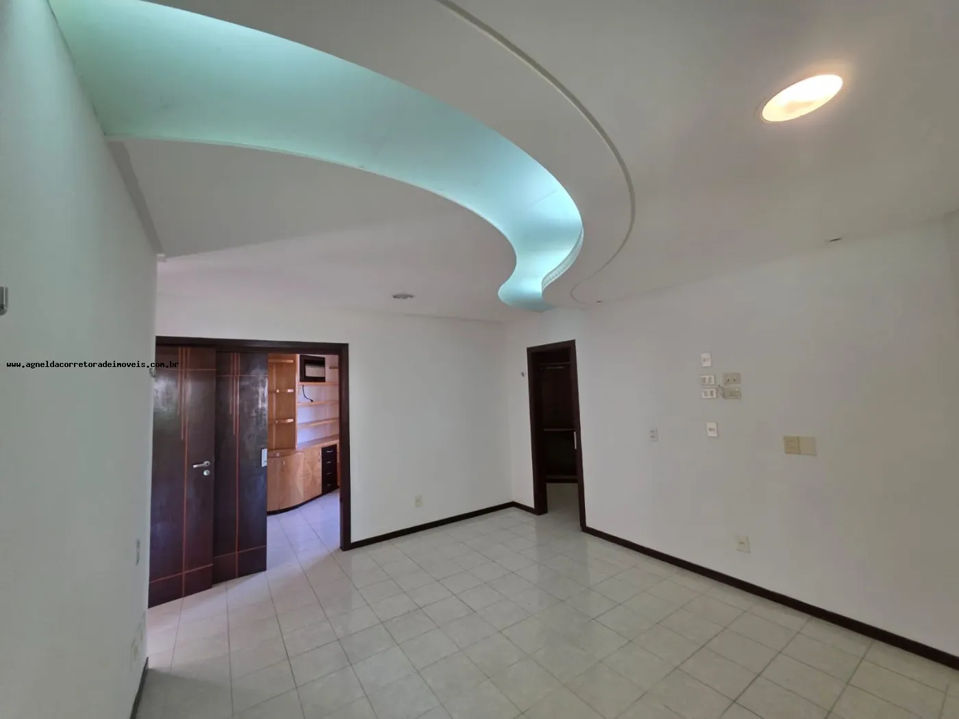 Imagem Casa em Condomínio para Venda em Natal, Candelária, 4 dormitórios, 4 suítes, 7 banheiros, 6 vagas