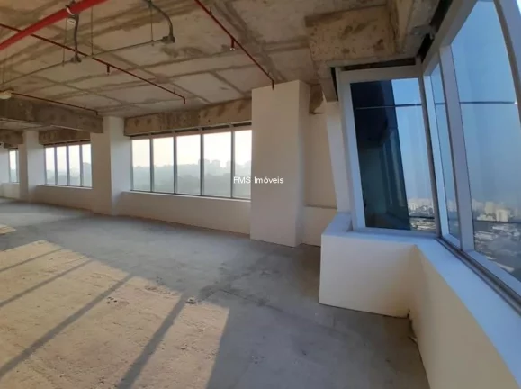 Imagem Conjunto comercial para locação em São Paulo - Chácara Santo Antônio: 2 banheiros, 4 vagas de garagem, 248,77m² de área!