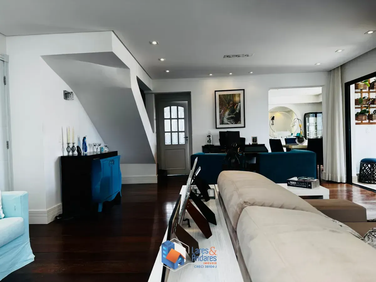 Foto do imóvel Cobertura para venda em Chácara Inglesa com 4 quartos, sendo 2 suítes, 217m² em Rua Rondinha